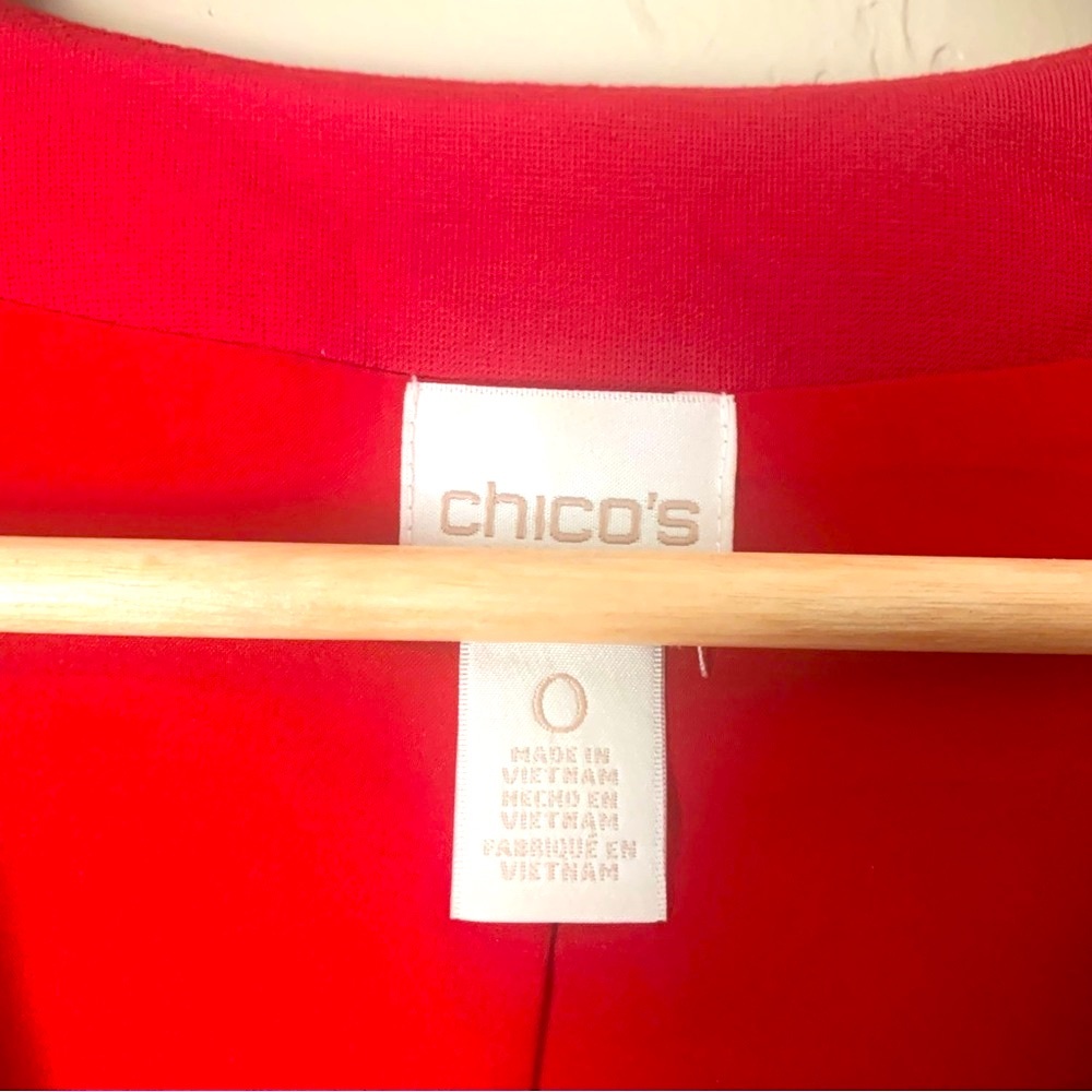 Chico's Ponte Zip Up Cape w/Zippered Pockets NWOT in Chico’s Size 0 (XS/4) - Picture 3 of 8
